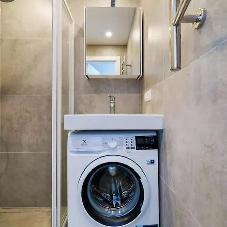 Stylish Studio In Central Ii *